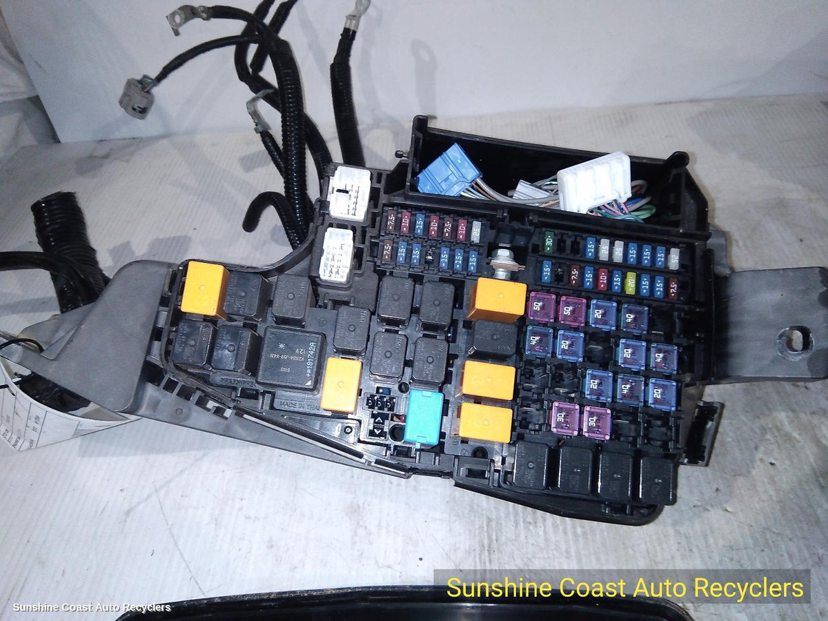 2016-2023 Mazda Cx9 Fuse Box