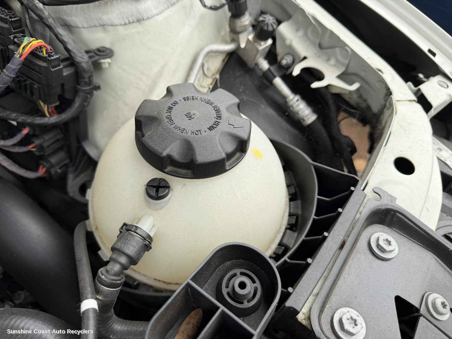 2012 Bmw 3 Series Overflow Bottle