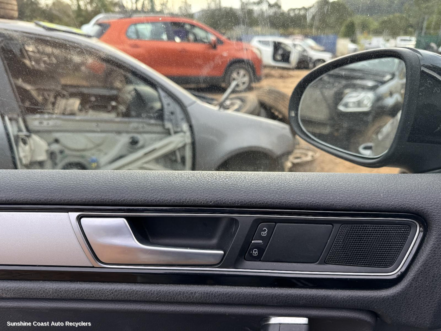 2010-2018 Volkswagen Touareg Door Handle