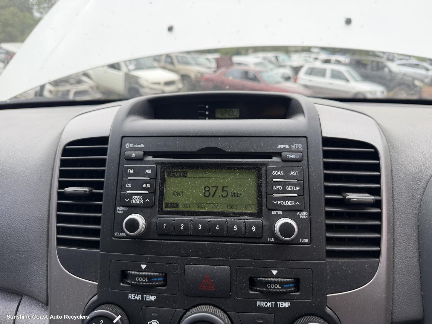 2005-2014 Kia Carnival/grand Carnival Radio Cd Dvd Sat Tv