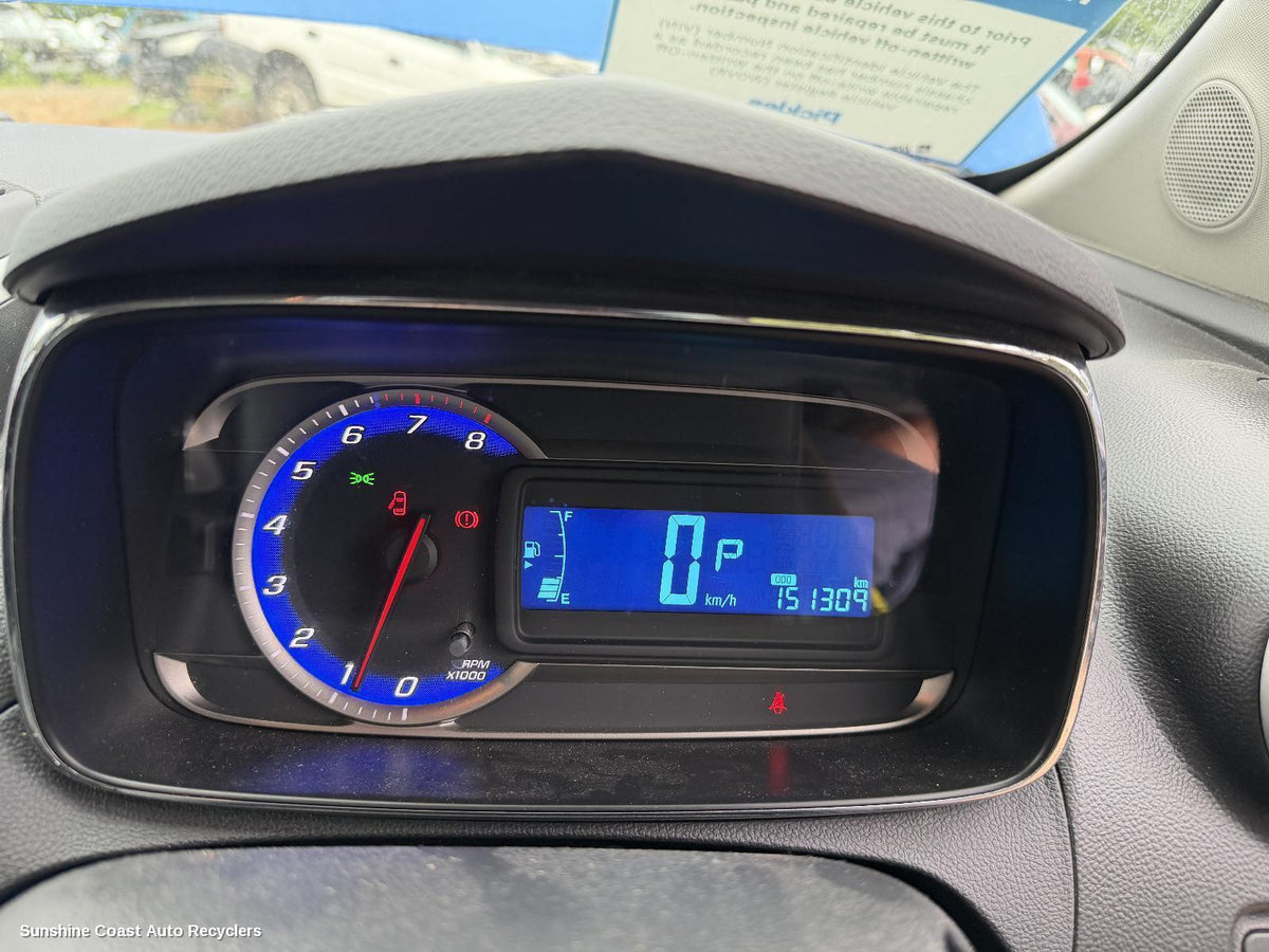 2013-2016 Holden Trax Instrument Cluster