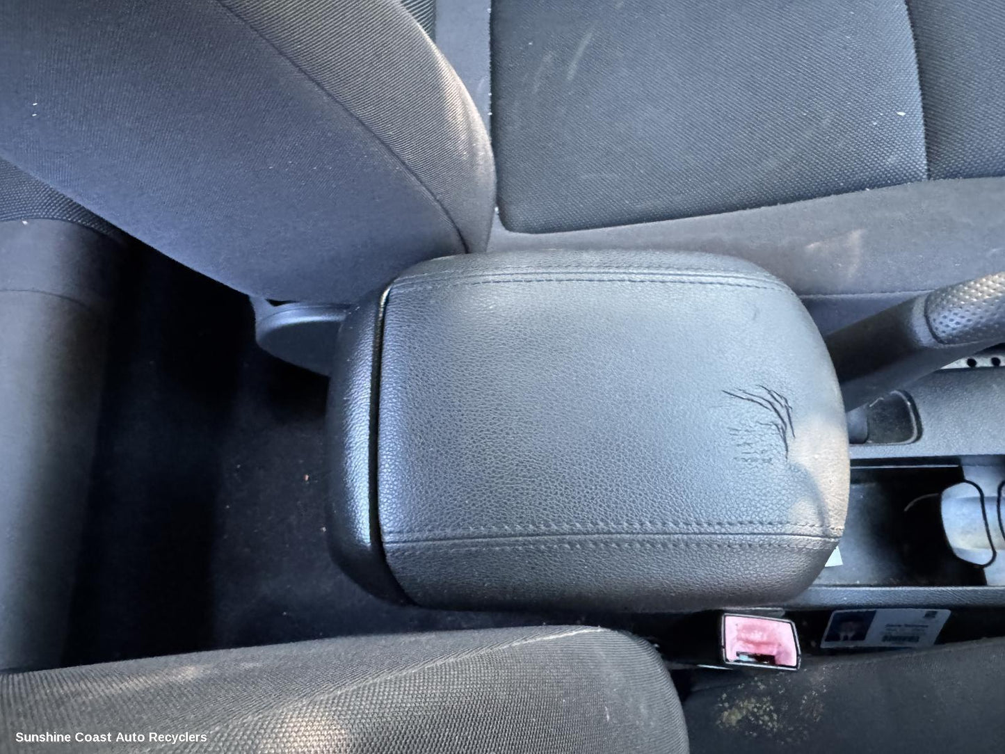 2011 Holden Cruze Console
