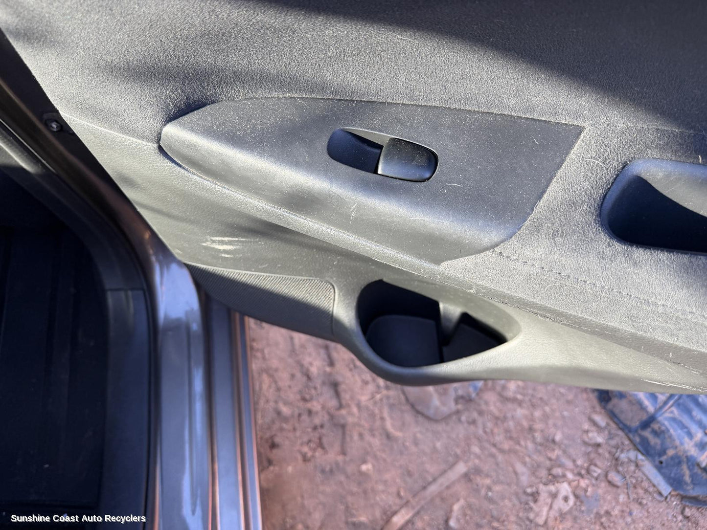 2012-2017 Nissan Pulsar Pwr Dr Wind Switch
