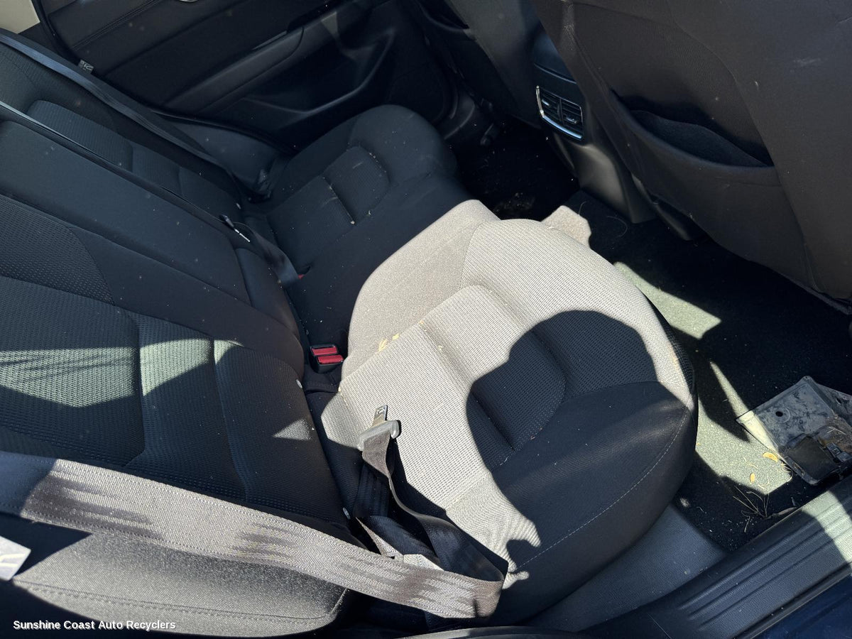 2017-2025 Mazda Cx5 2nd Seat  Rear Seat
