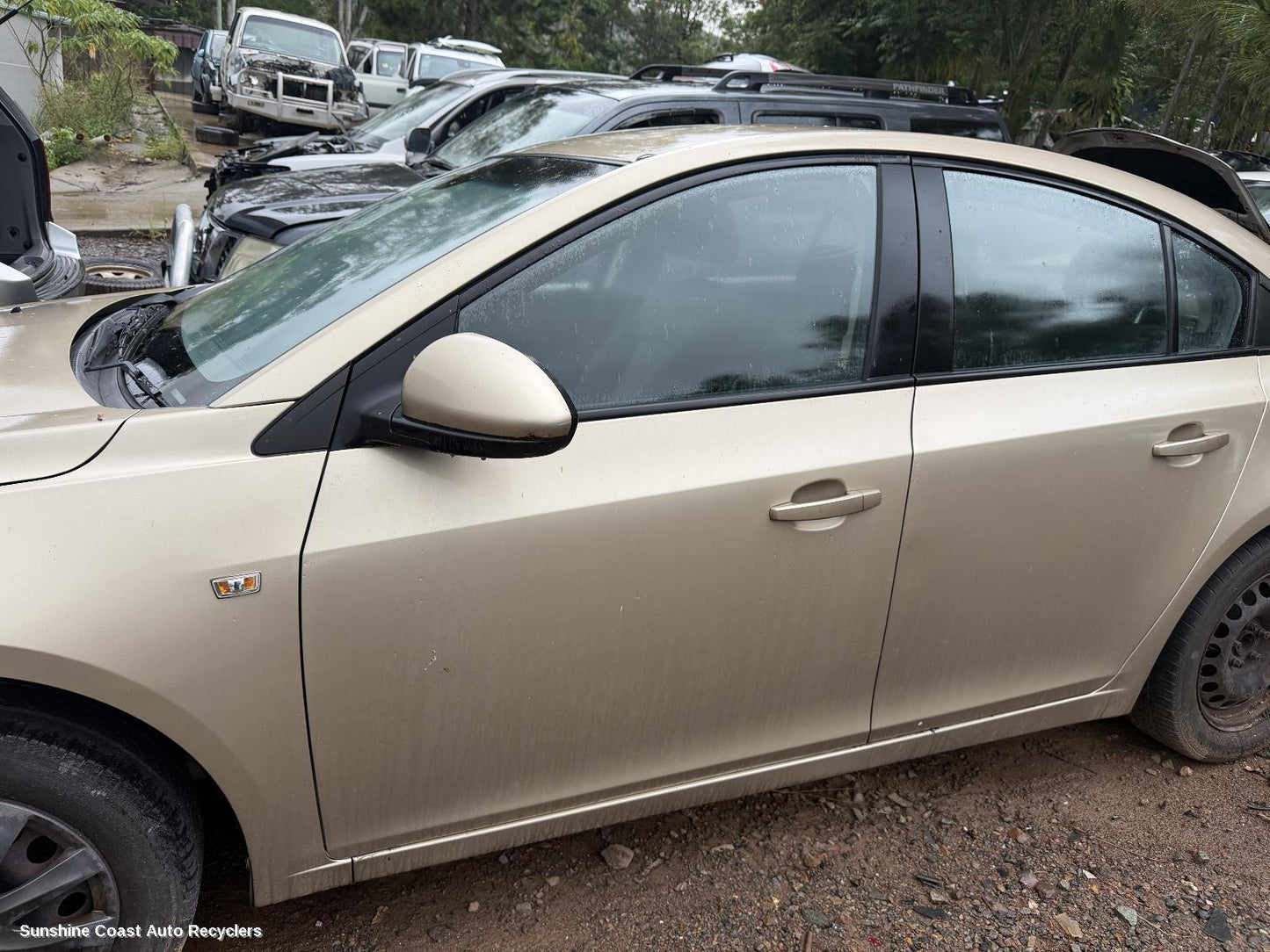 2009-2011 Holden Cruze Left Front Door