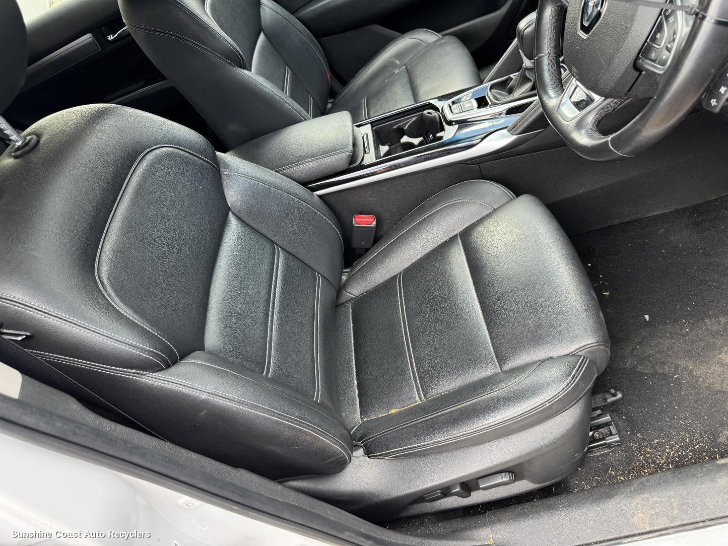2016-2026 Renault Kaleos Front Seat
