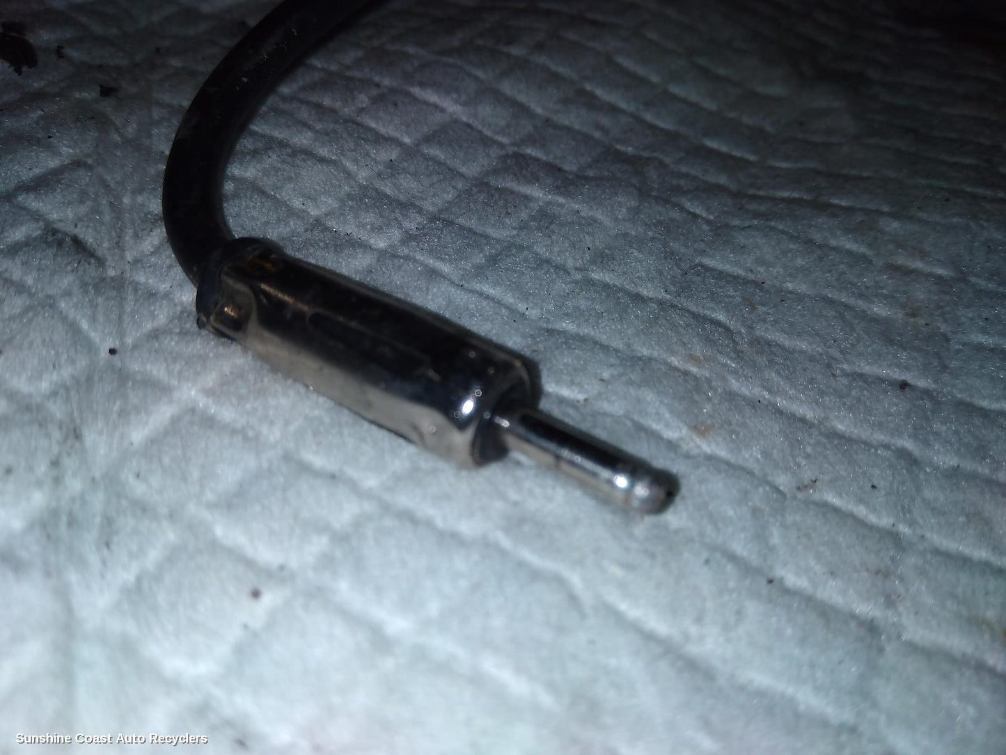 2013 Mitsubishi Triton Antenna