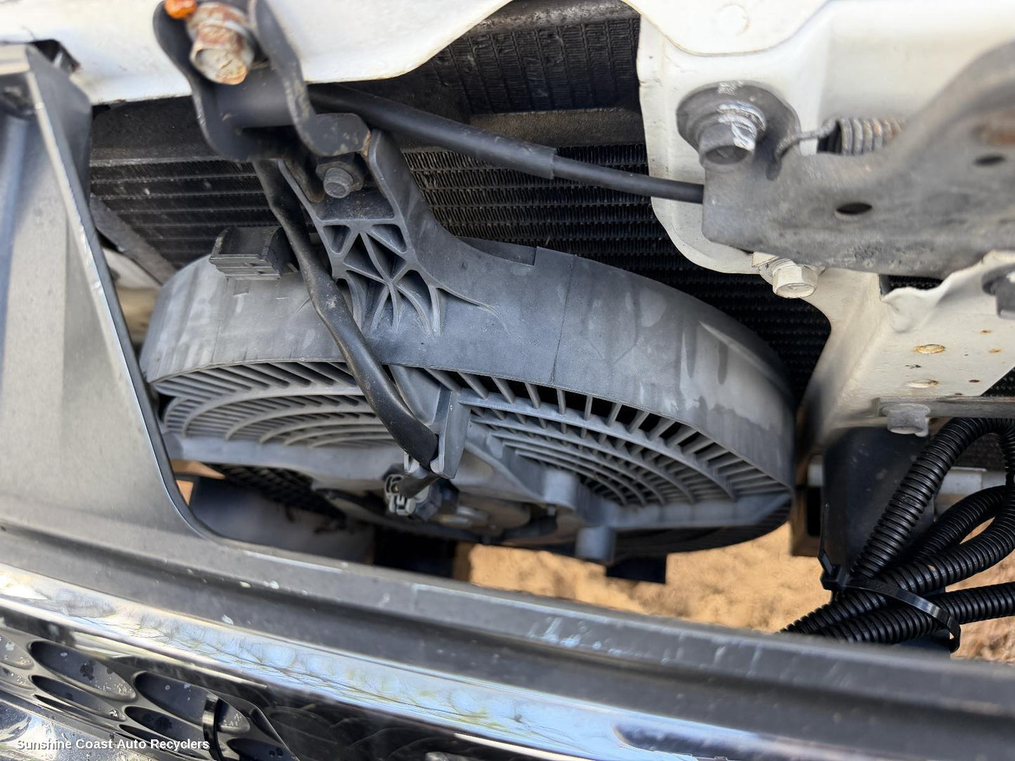 1997-2015 Nissan Navara Fan