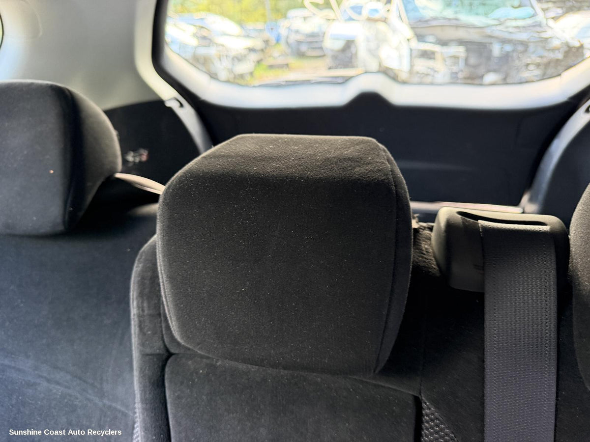 2009-2012 Mitsubishi Outlander Headrest
