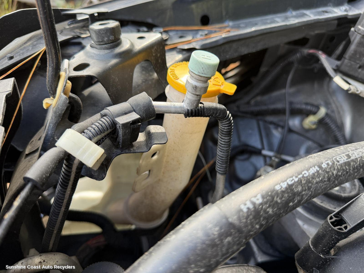 2006-2012 Mazda Cx7 Washer Bottle