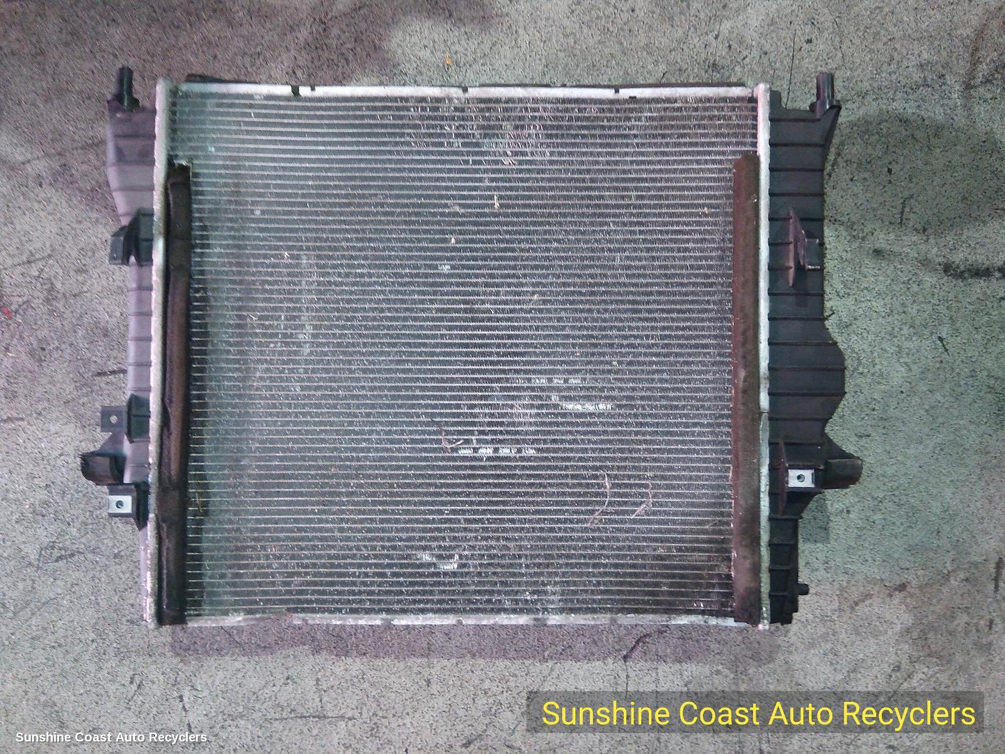2008-2012 Jaguar Xf Radiator