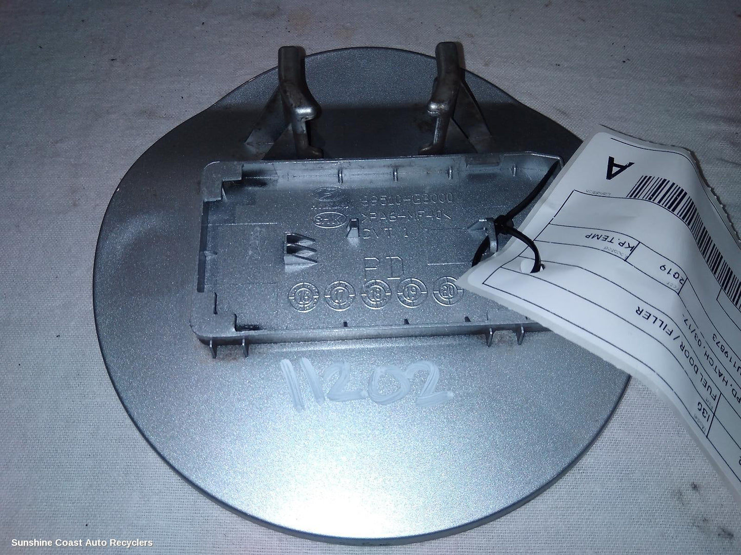 2017-2026 Hyundai I30 Fuel Door   Filler