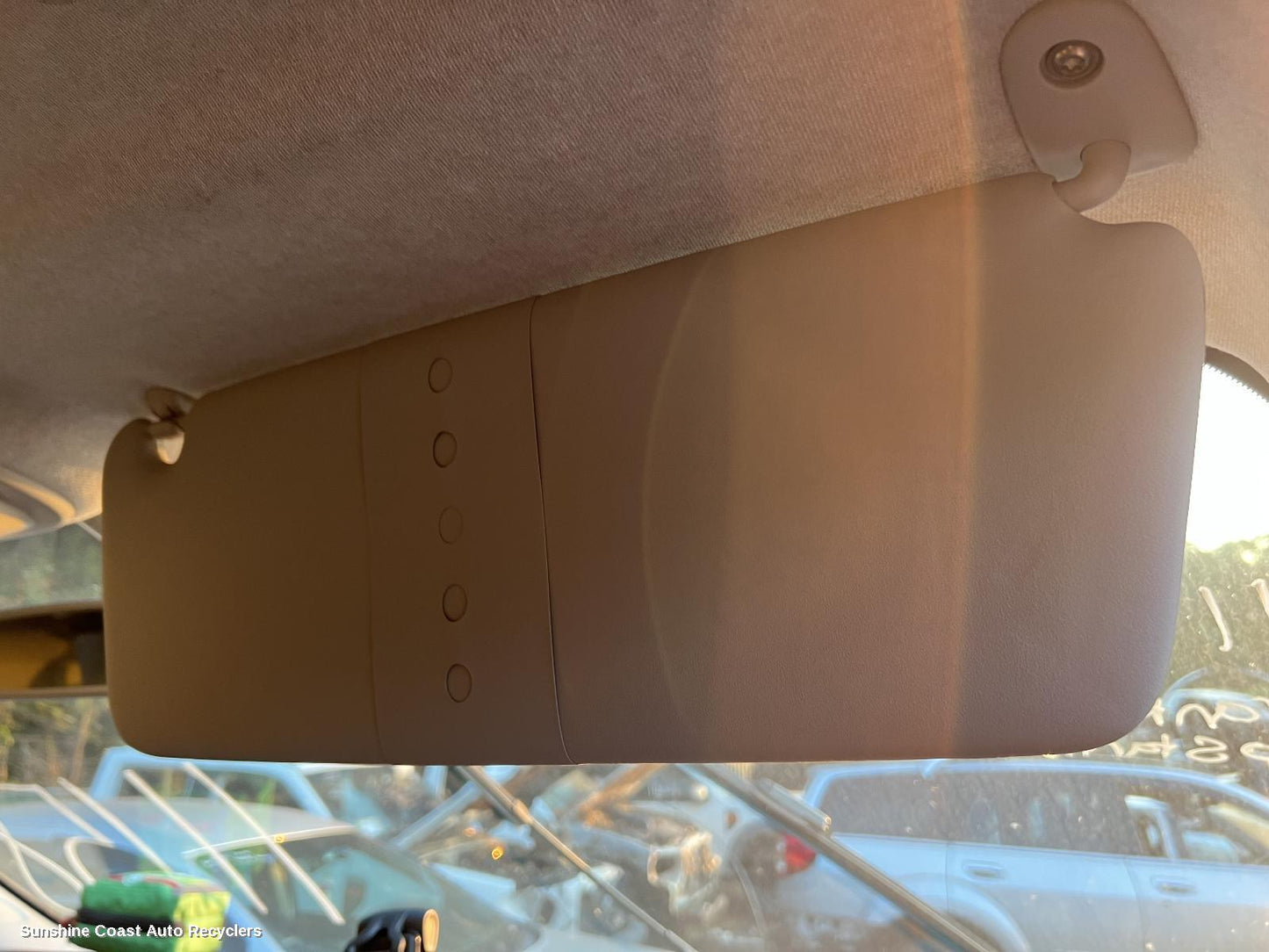 2015-2026 Renault Trafic Sunvisor