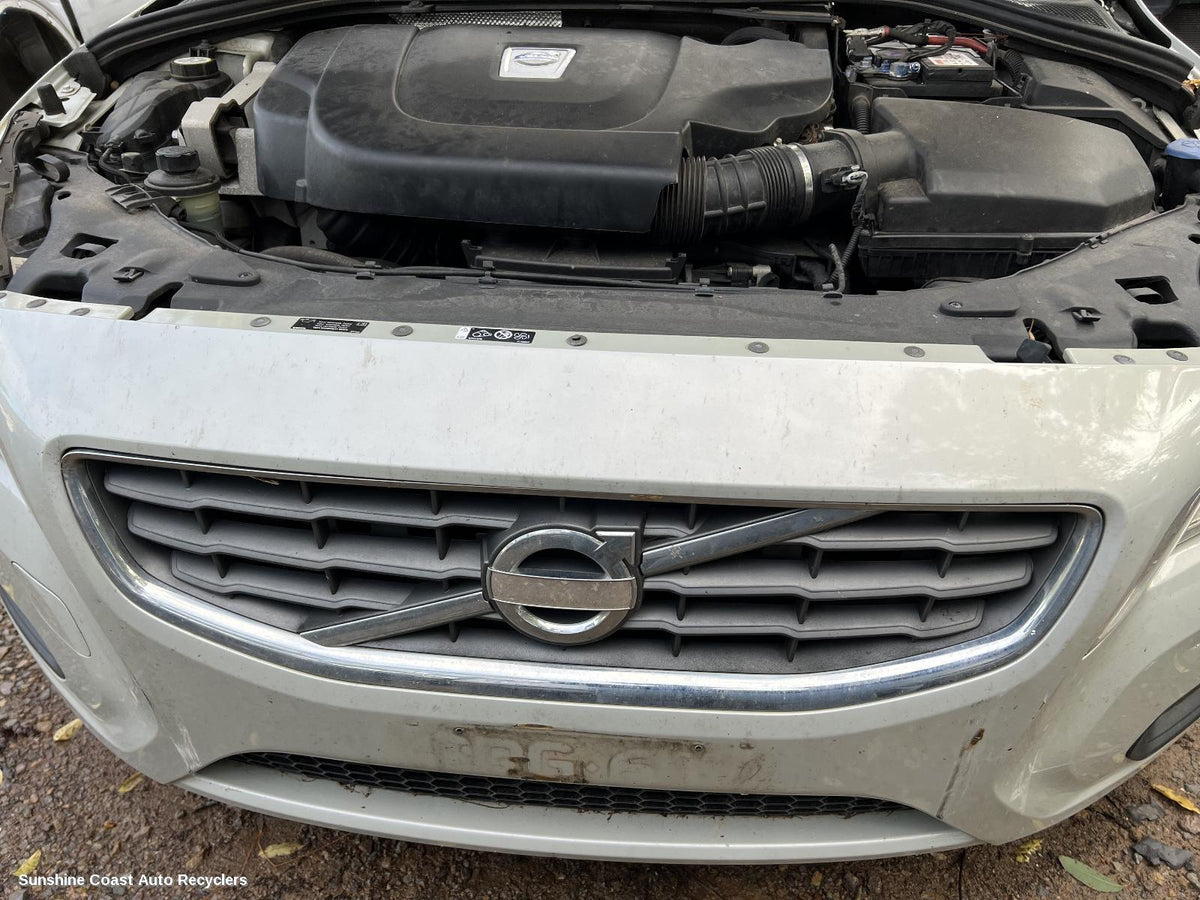 2013-2018 Volvo S60/v60 Grille