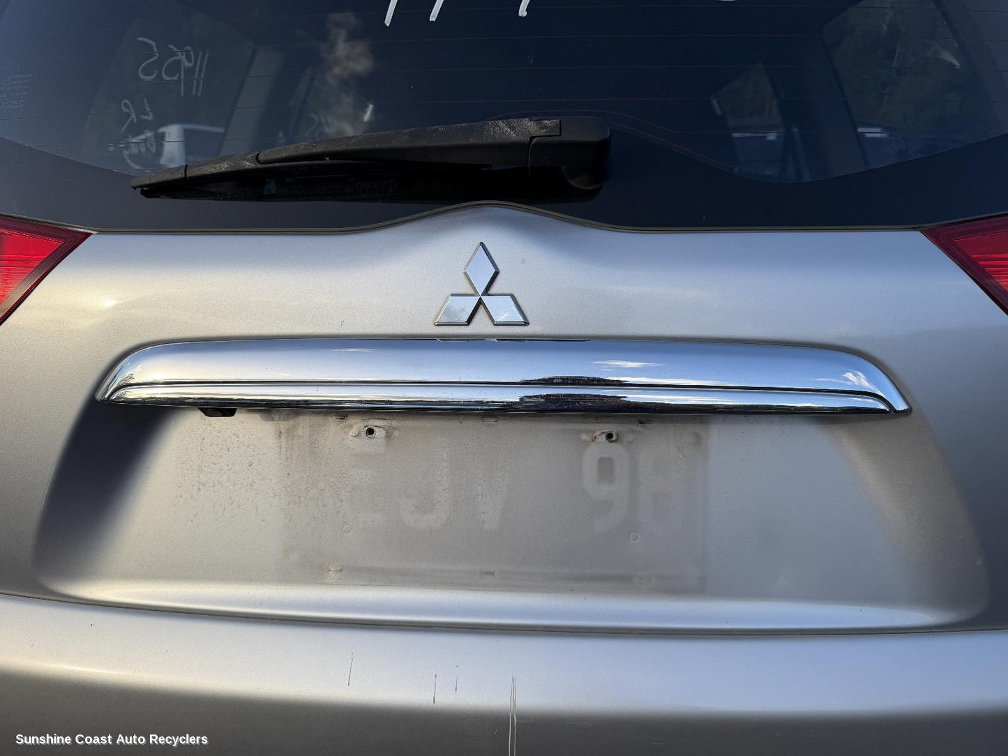 2009-2015 Mitsubishi Challenger Rear Garnish