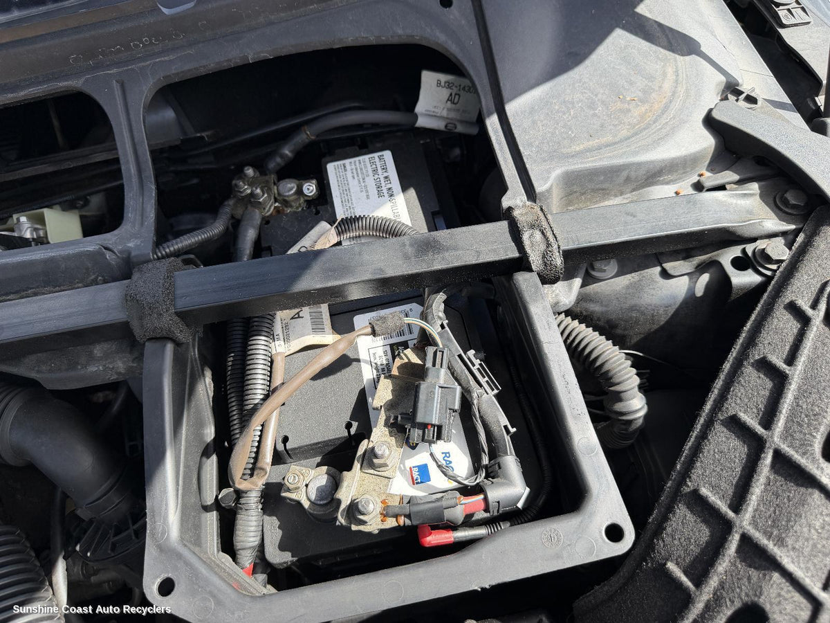 2011-2019 Land Rover Rangerover Evoque Battery Tray
