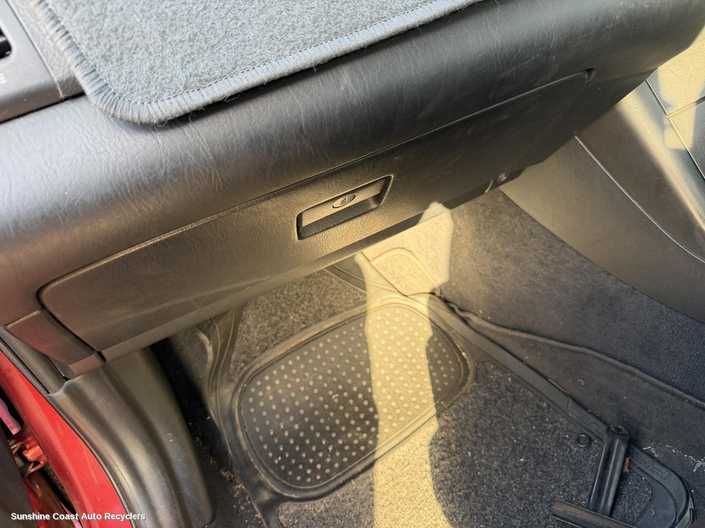 2002-2006 Toyota Camry Glove Box