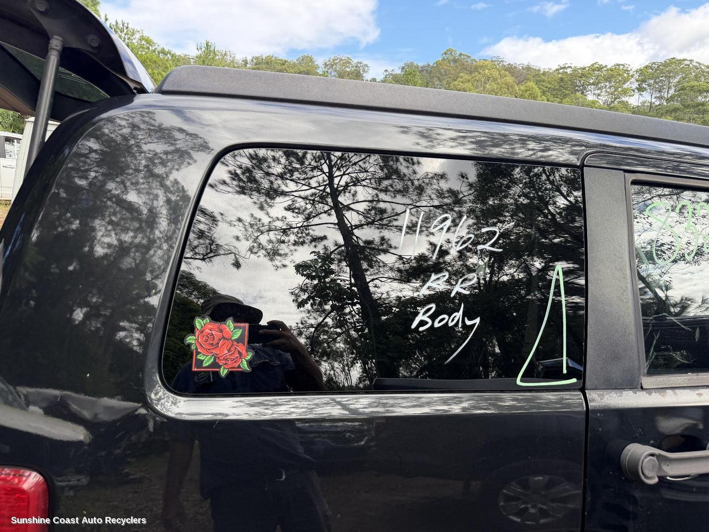2007-2011 Dodge Nitro Right Rear Side Glass