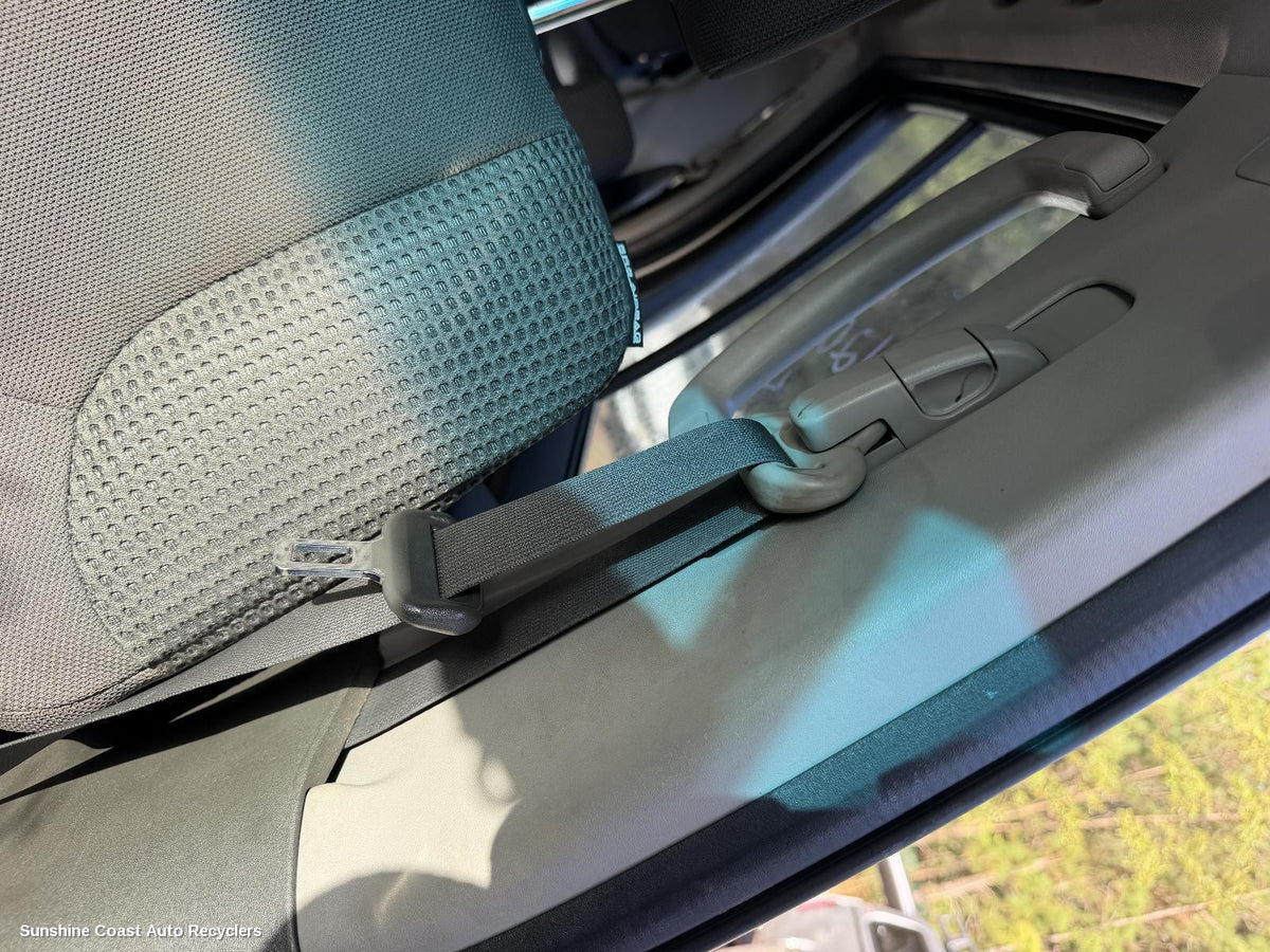 2008-2013 Nissan Pathfinder Seatbelt Stalk