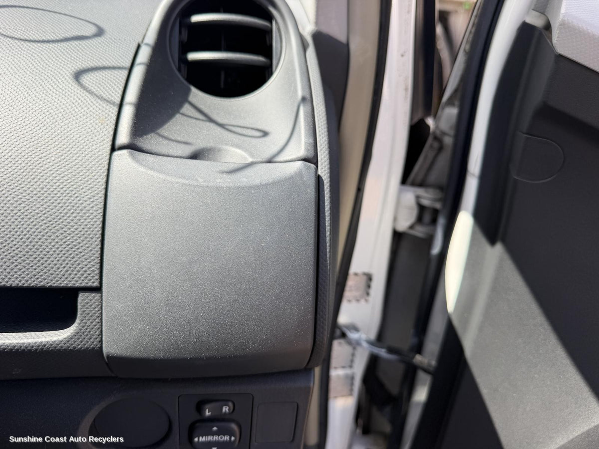 2005-2016 Toyota Yaris Glove Box