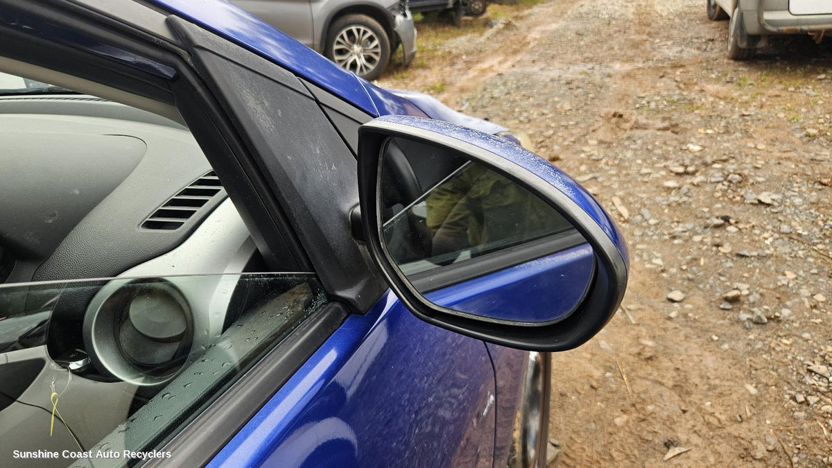 2007-2014 Mazda 2 Right Door Mirror