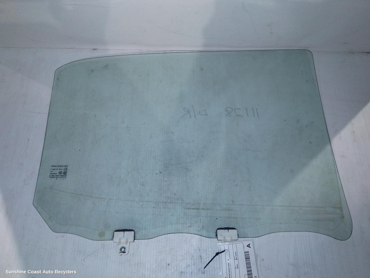 2022 Isuzu Dmax Left Rear Door Window