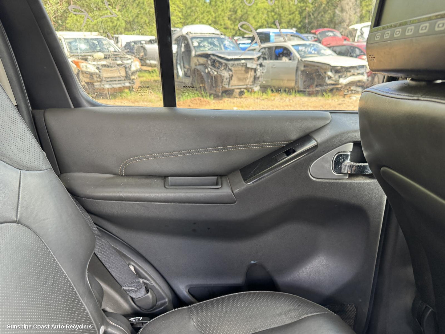 2012 Nissan Pathfinder Door Trim