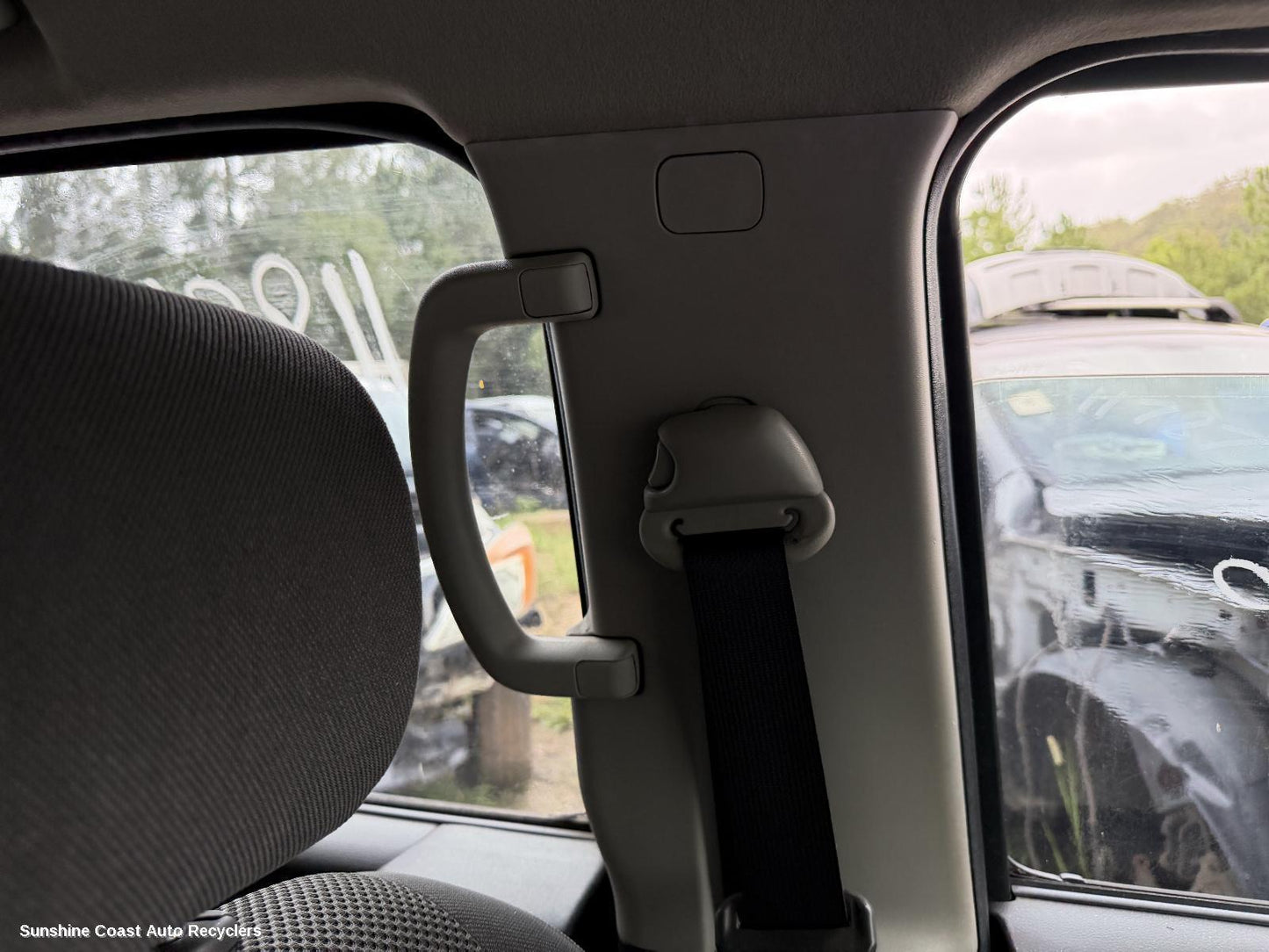 2011 Nissan Navara Grab Handle