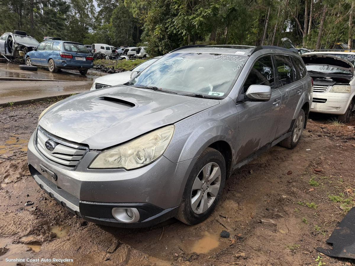 2009-2014 Subaru Outback Left Guard