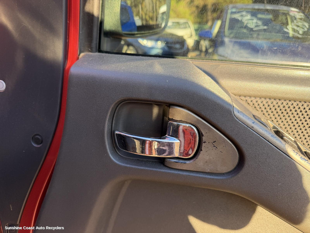 2005-2015 Nissan Navara Door Handle