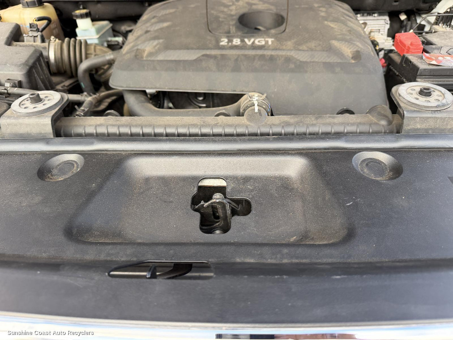 2017-2021 Ldv T60 Bonnet Lock Support