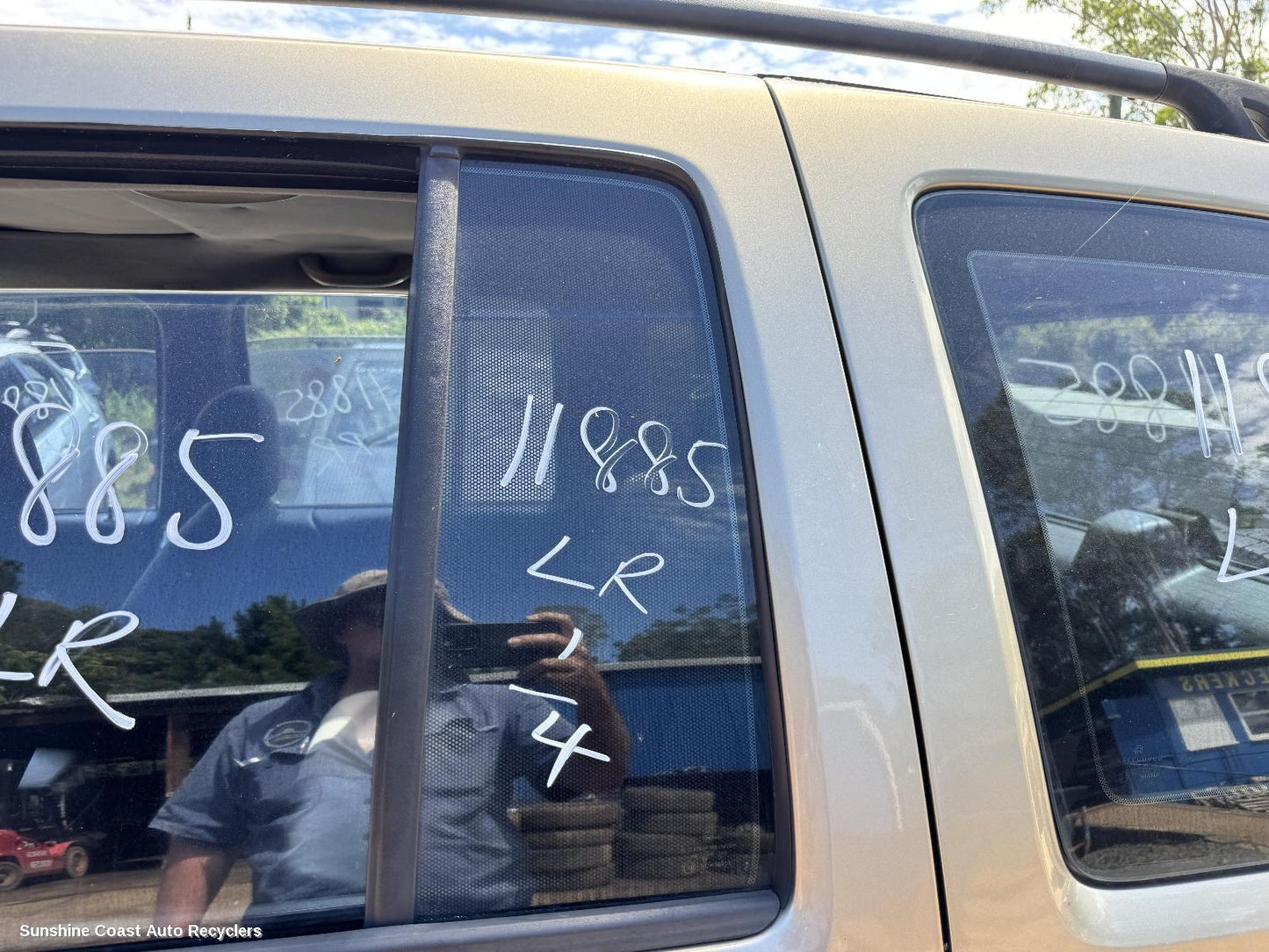 2004 Jeep Cherokee Left Rear 1 4 Door Glass