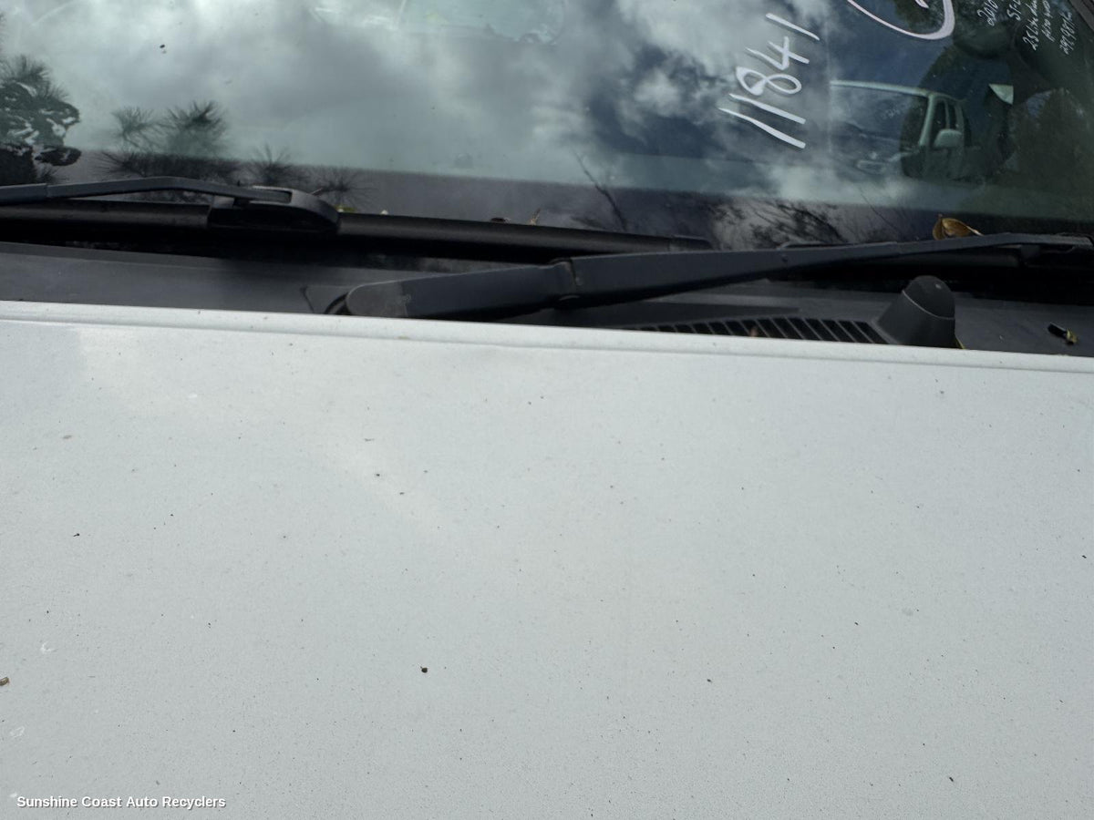 2010-2013 Nissan Pathfinder Bonnet