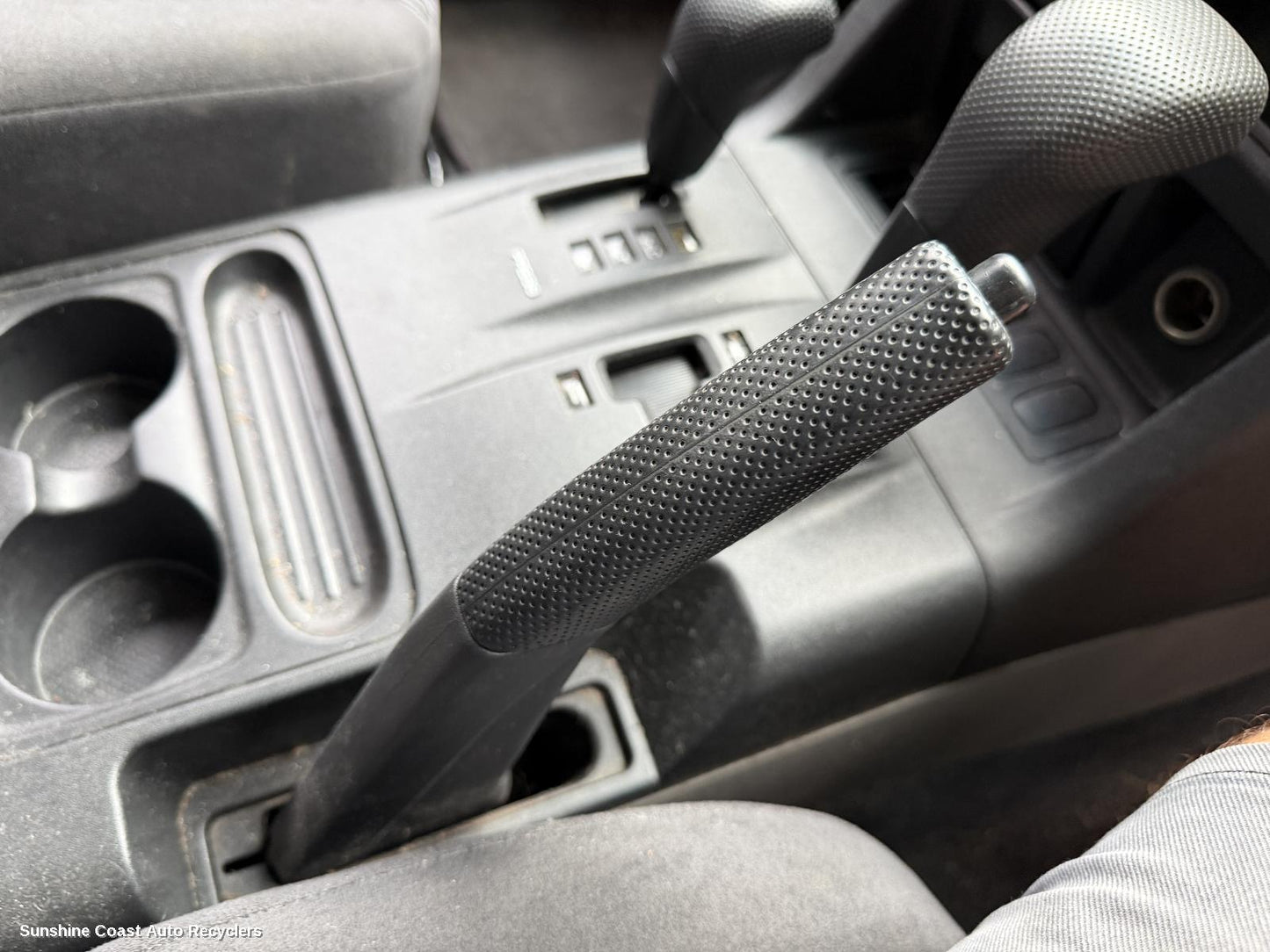 2002-2006 Mitsubishi Pajero Handbrake Lever