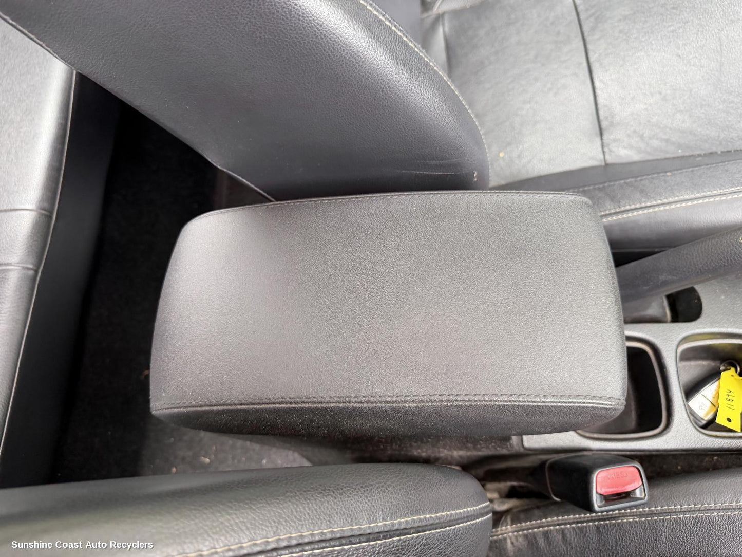 2014 Suzuki S-cross Console