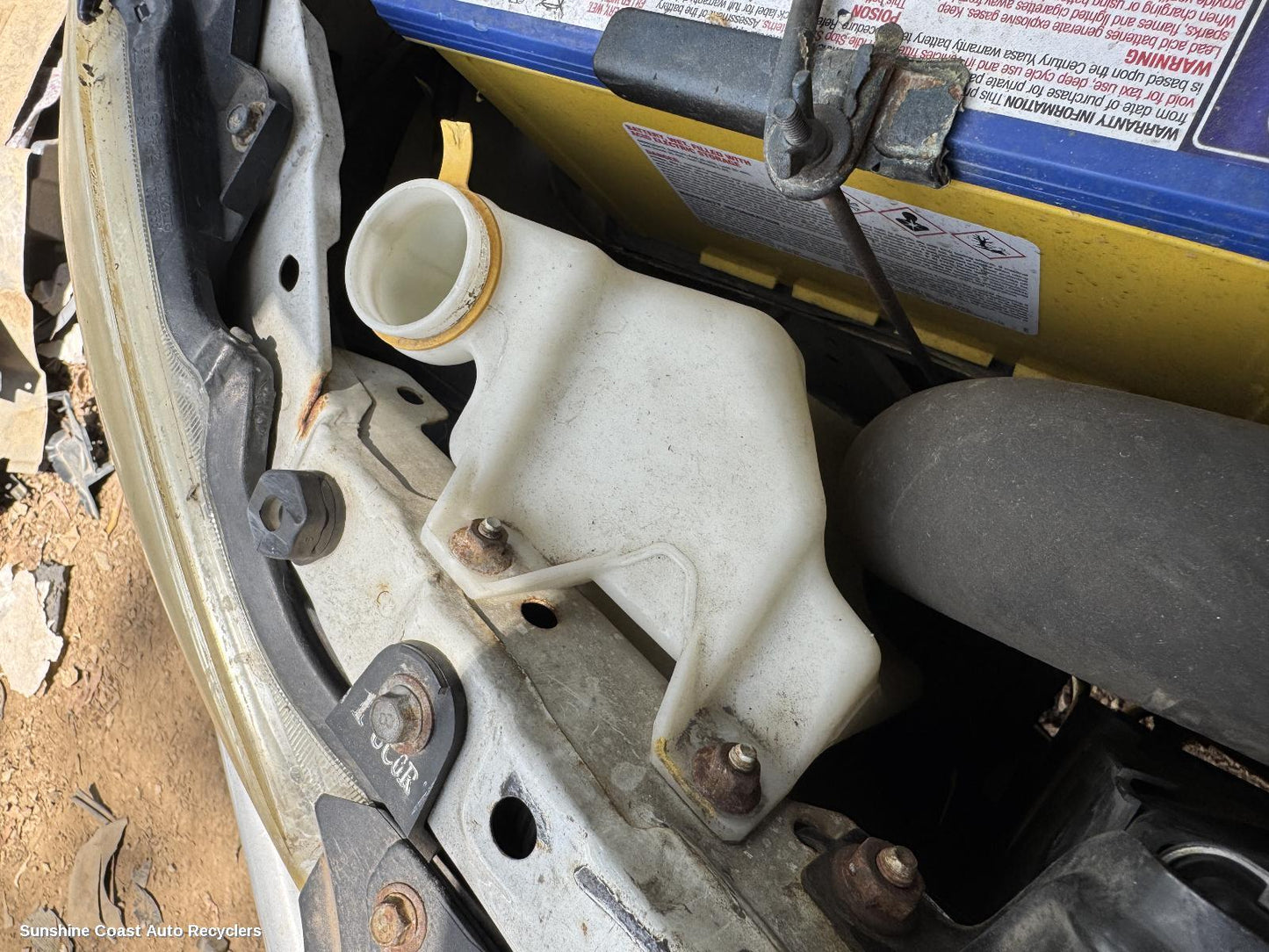 2006-2011 Mazda Bt50 Washer Bottle