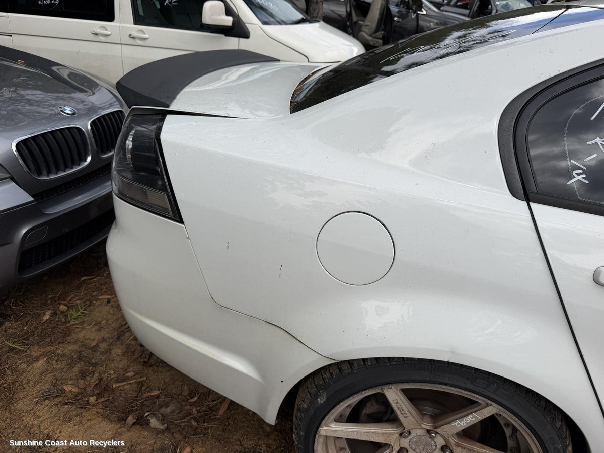 2006-2013 Holden Commodore Fuel Door   Filler