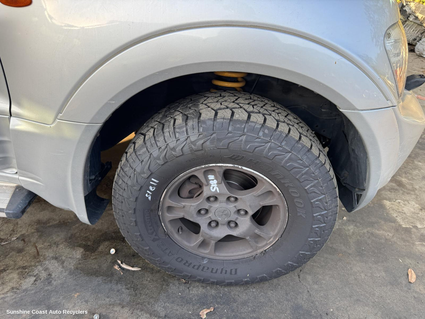 2000-2002 Mitsubishi Pajero Wheel Arch Flare