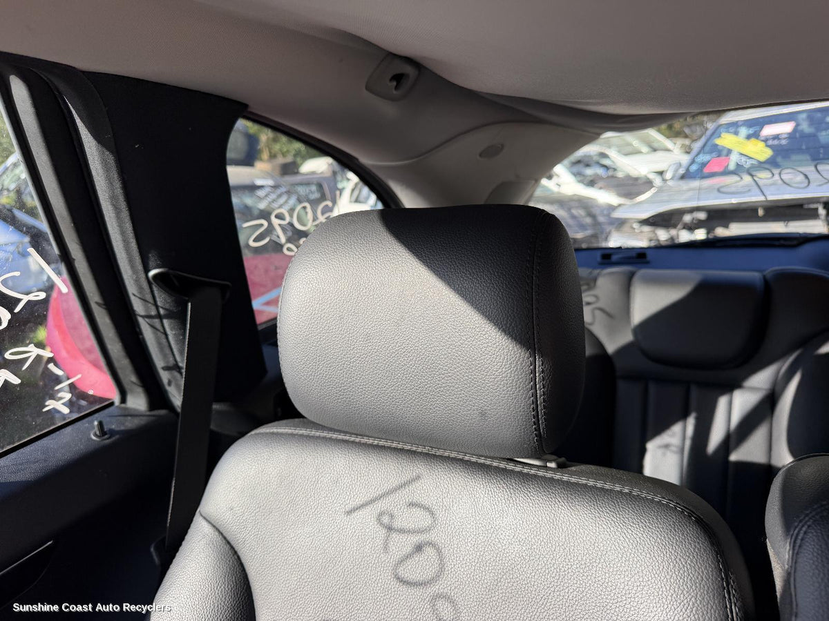 2006-2010 Mercedes R Class Headrest