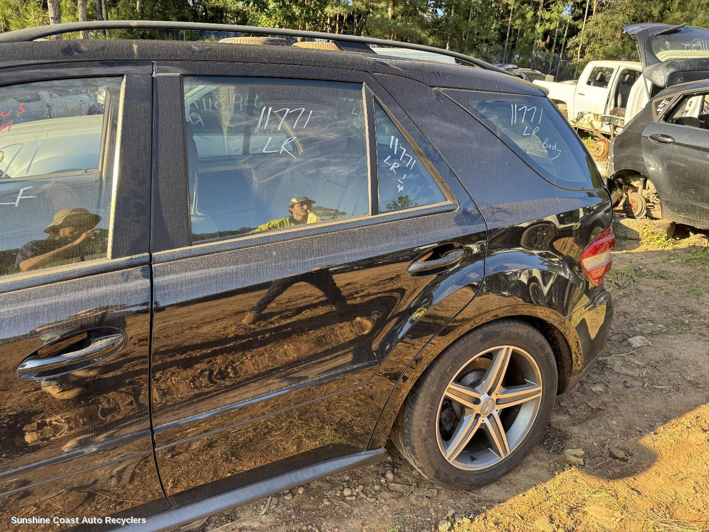 2008 Mercedes M Class Left Rear 1 4 Door Glass