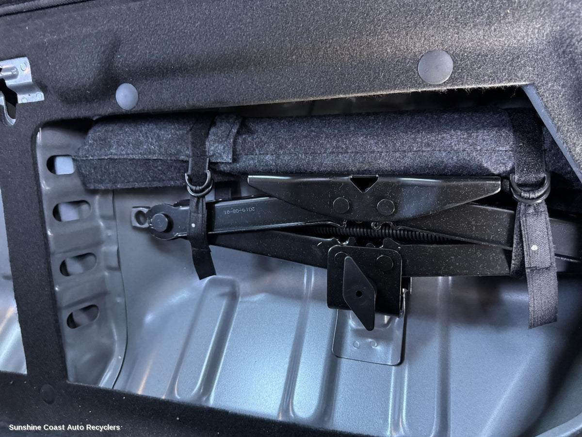2017-2026 Ldv T60 Jack Tool Kit