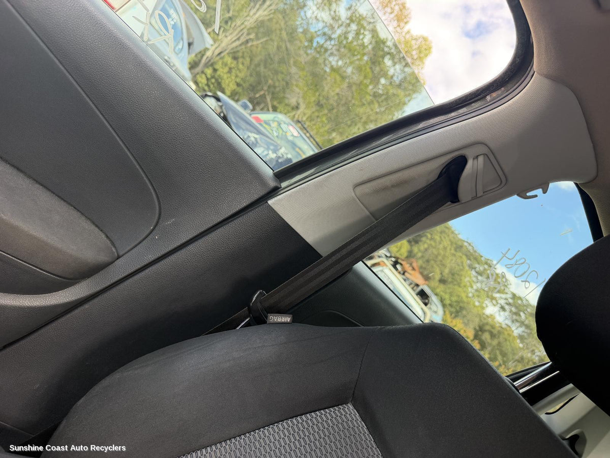 2010-2017 Volkswagen Polo Seatbelt Stalk