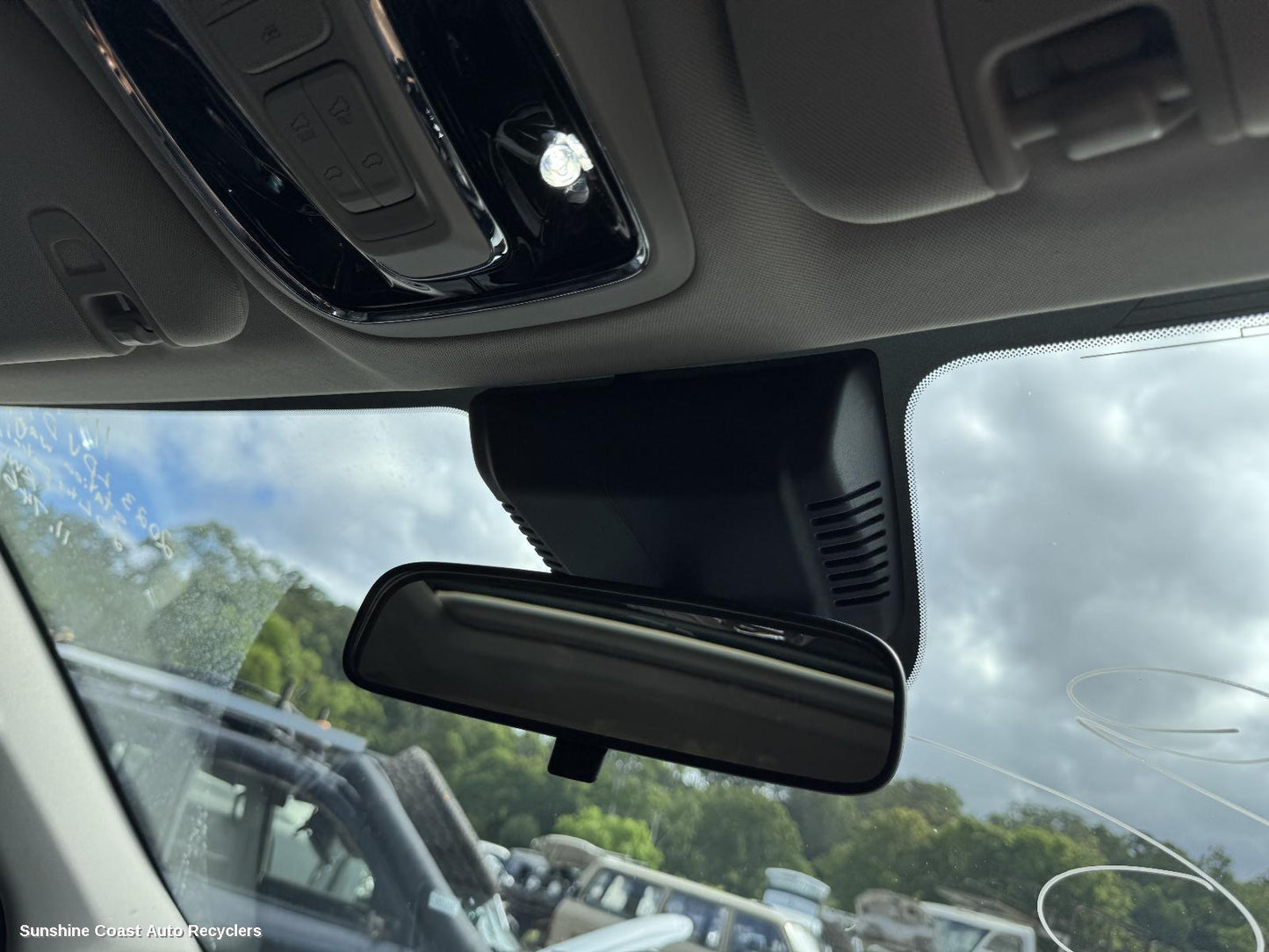 2023 Ldv D90 Interior Mirror