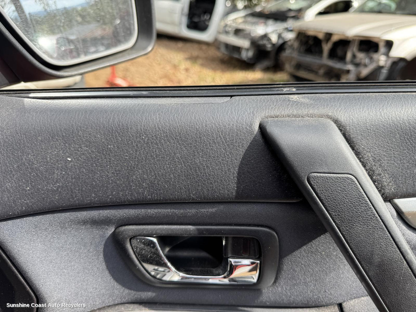 2009 Mitsubishi Pajero Door Handle