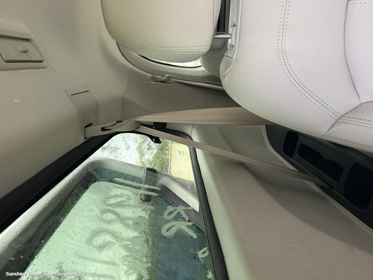 2015-2022 Ldv G10 Seatbelt Stalk