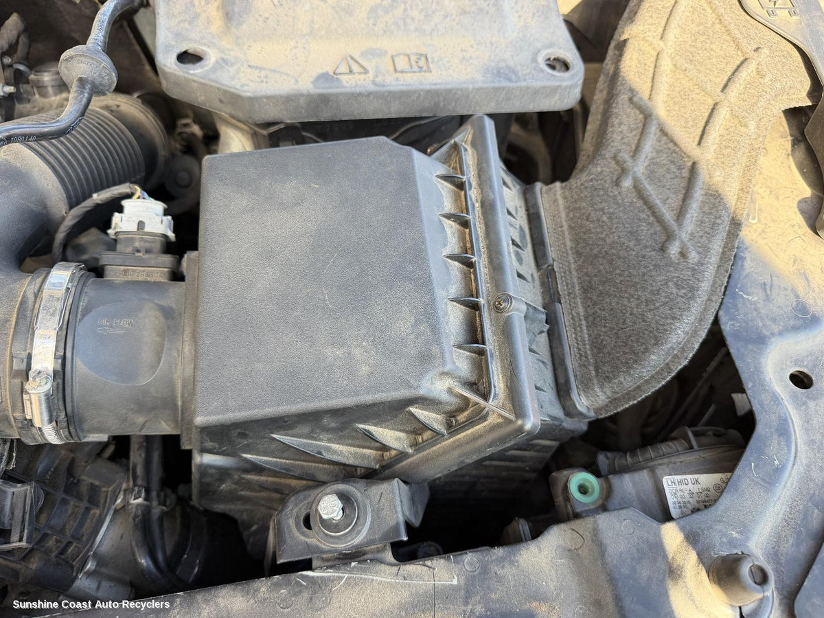 2015-2019 Land Rover Rangerover Evoque Air Cleaner Box