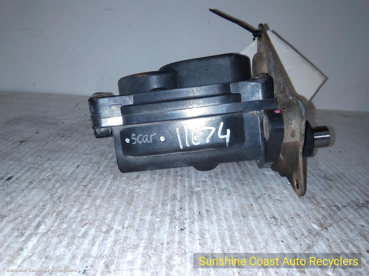 2000-2006 Mitsubishi Pajero Shift Actuator