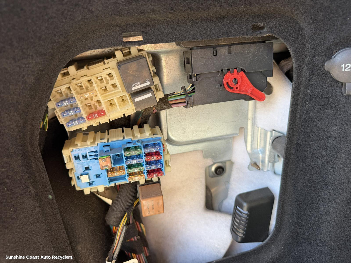 2011-2019 Land Rover Rangerover Evoque Fuse Box