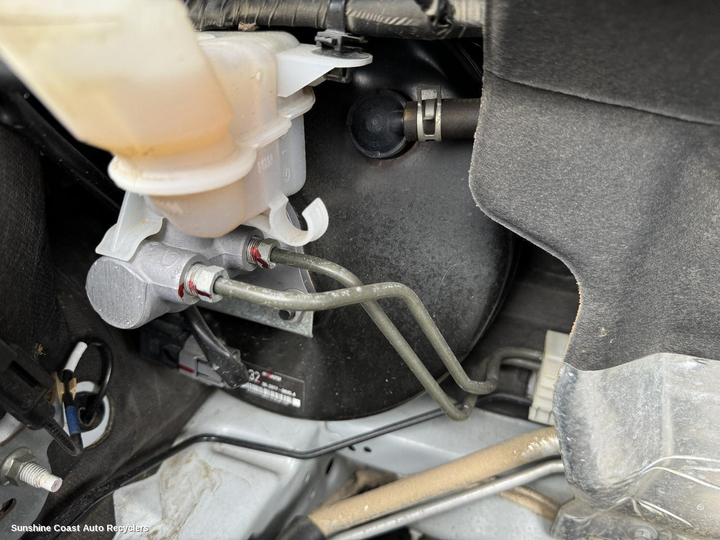 2016 Mitsubishi Outlander Brake Booster