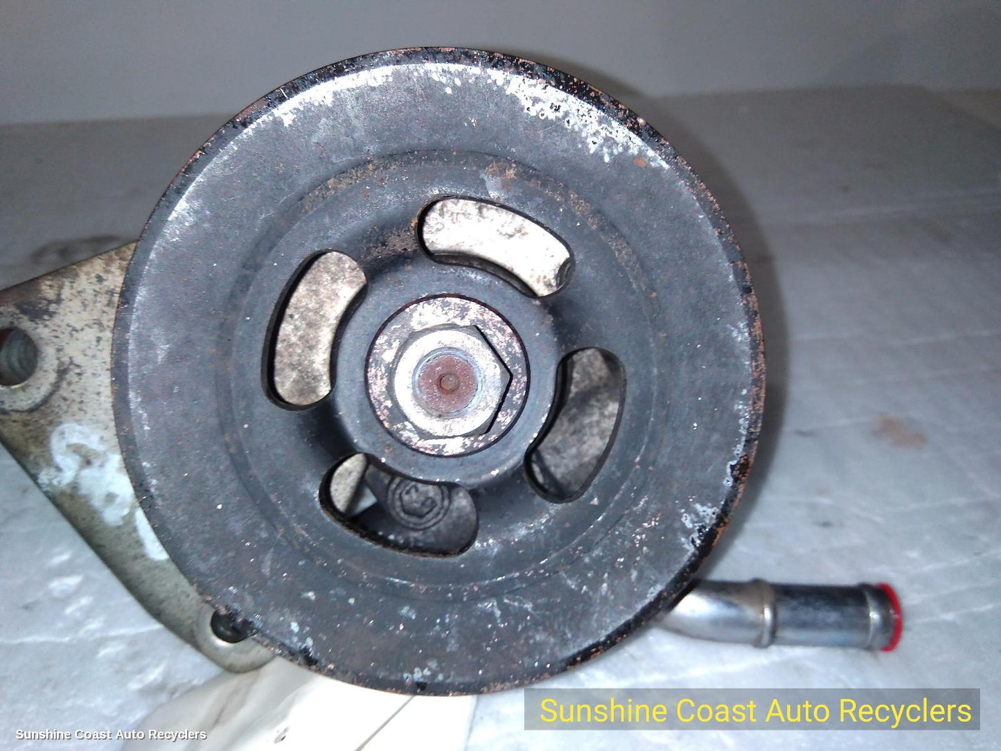 2001-2015 Nissan Navara Steering Pump